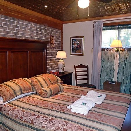 Gite La Halte Du Verger Bed And BreakfastRivière-du-Loup エクステリア 写真