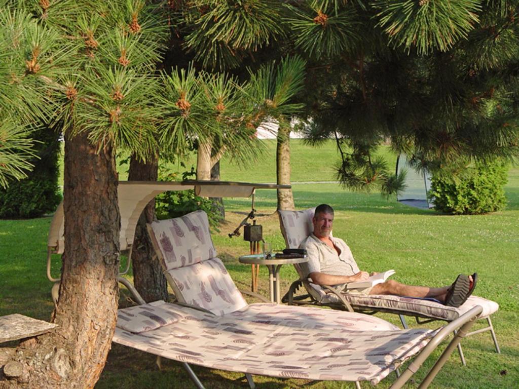 Gite La Halte Du Verger Bed And BreakfastRivière-du-Loup エクステリア 写真