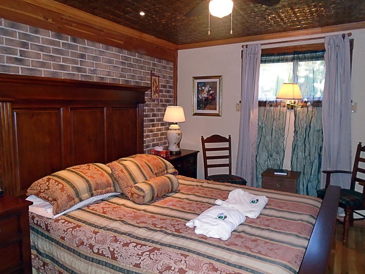 Gite La Halte Du Verger Bed And BreakfastRivière-du-Loup エクステリア 写真