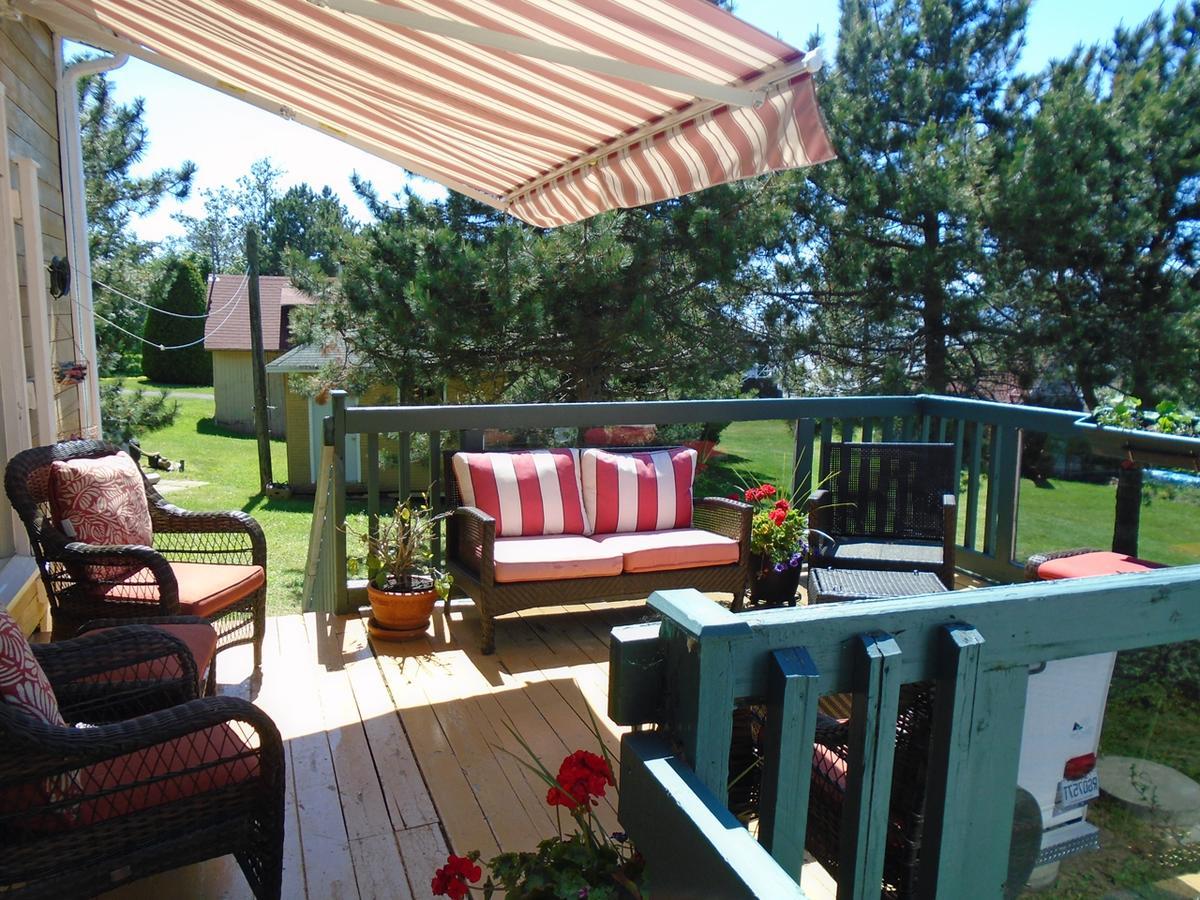 Gite La Halte Du Verger Bed And BreakfastRivière-du-Loup エクステリア 写真